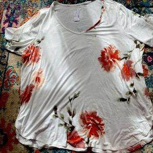 Maurices v neck floral tshirt 3x NWT